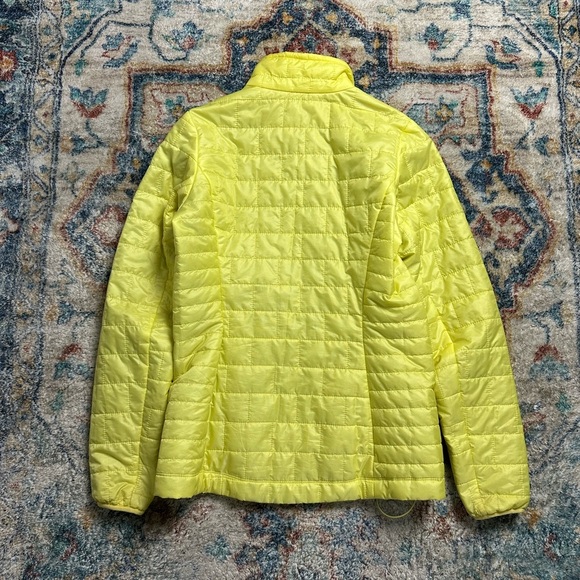 Patagonia Nano Puff Zip-up Jacket Size XS - Picture 2 of 4